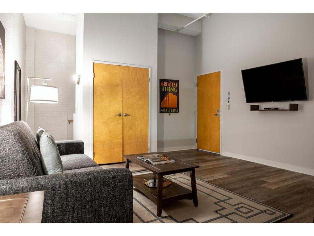 2Br 2Ba In The Block By Cozysuites! Indianapolis Luaran gambar