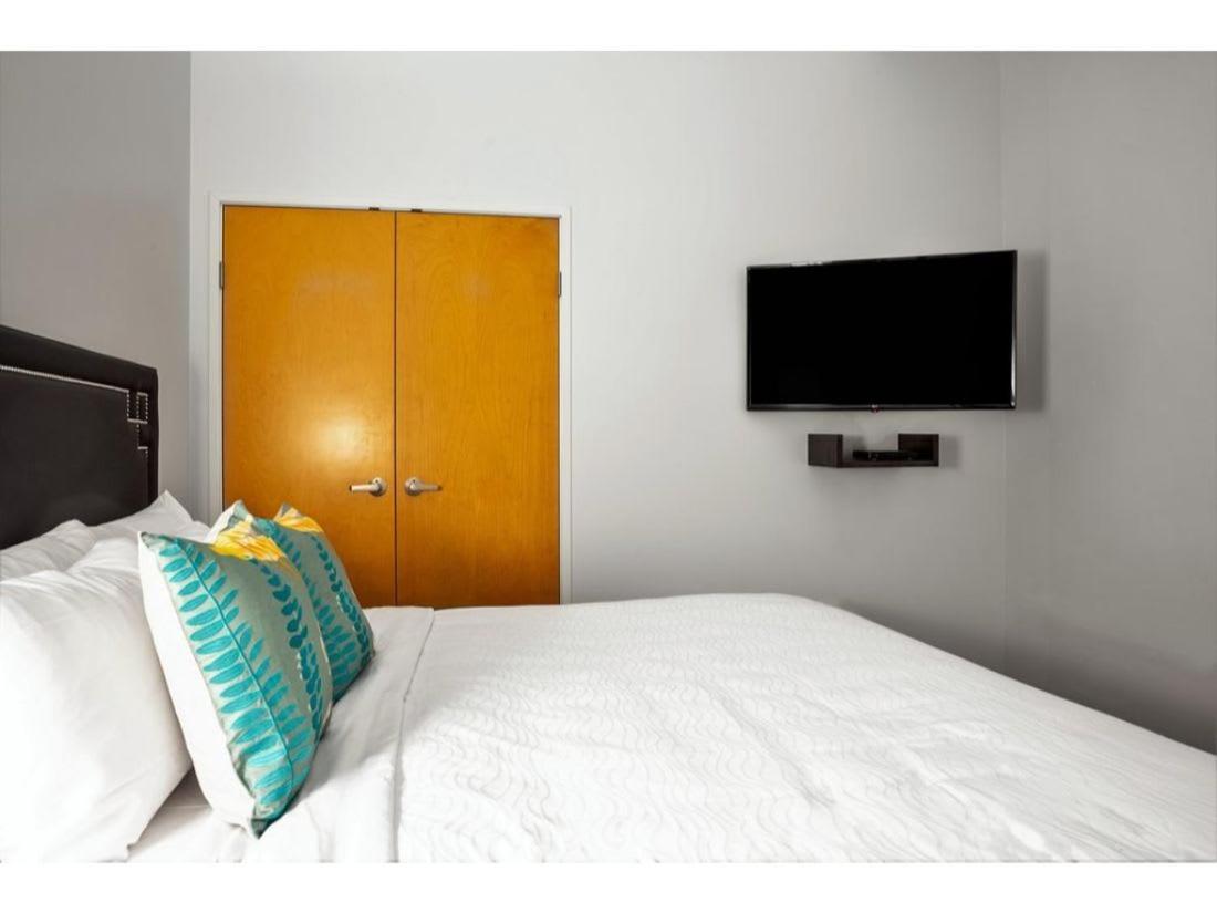 2Br 2Ba In The Block By Cozysuites! Indianapolis Luaran gambar